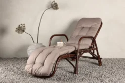 Sonnenliege Virell - aus Rattan inklusive Kissen