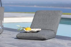 Sonnenliege Zephyra - aus Polyester mit Stahlgestell in Grau