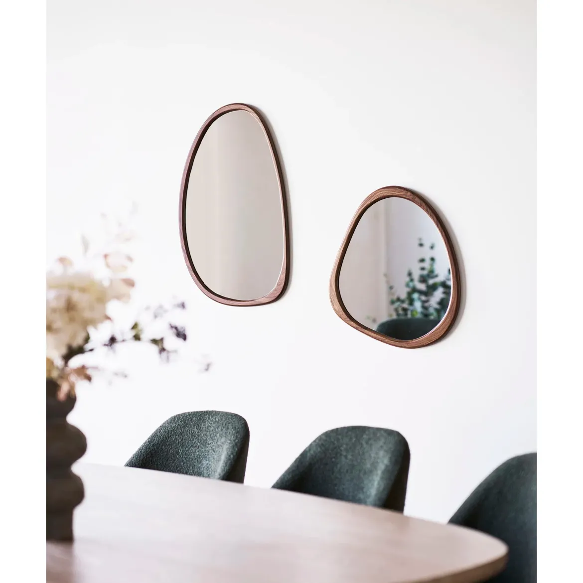 Spiegel Ardano XL – Organische Form im Holz-Look (38,5×64,5 cm)