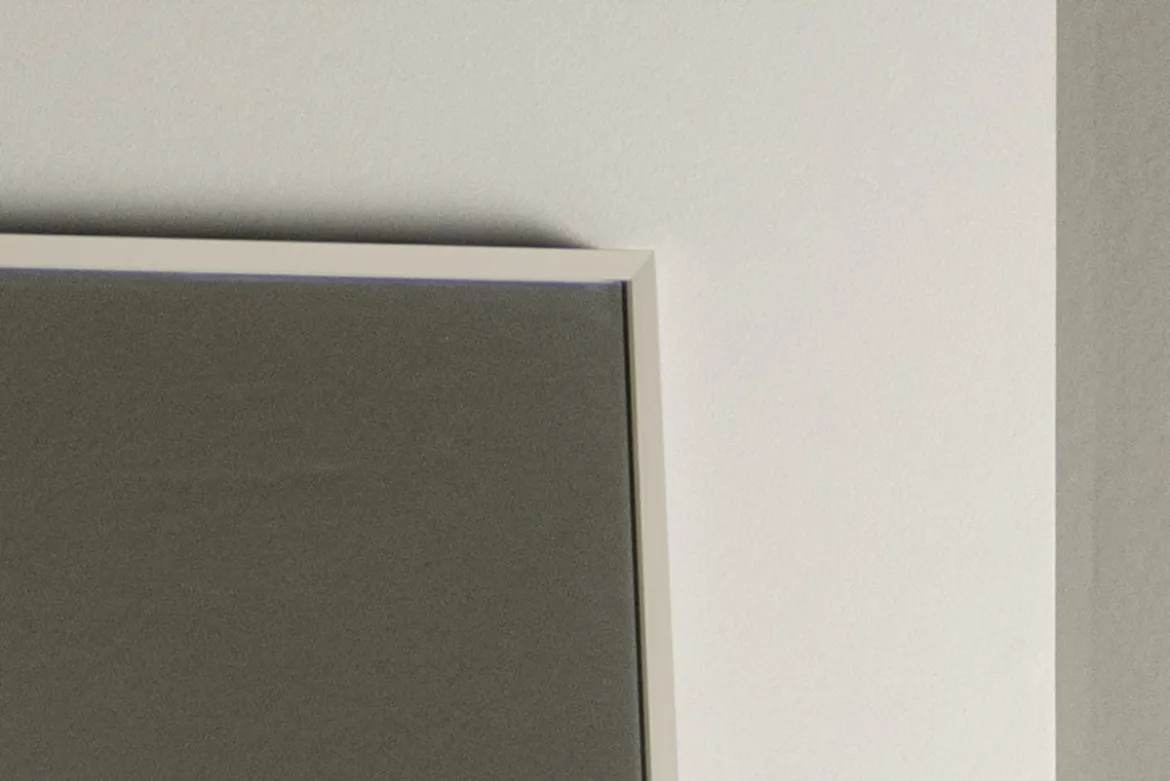 Spiegel Morini – mit Aluminiumrahmen in Beige oder Silber