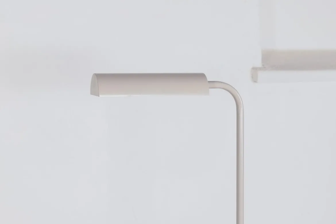 Stehlampe „Symphonica“ – im stilvollen, zeitlosen Design