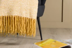 Tagesdecke Velora Gelb – 170×130 cm mit Fransen & Strukturwebung