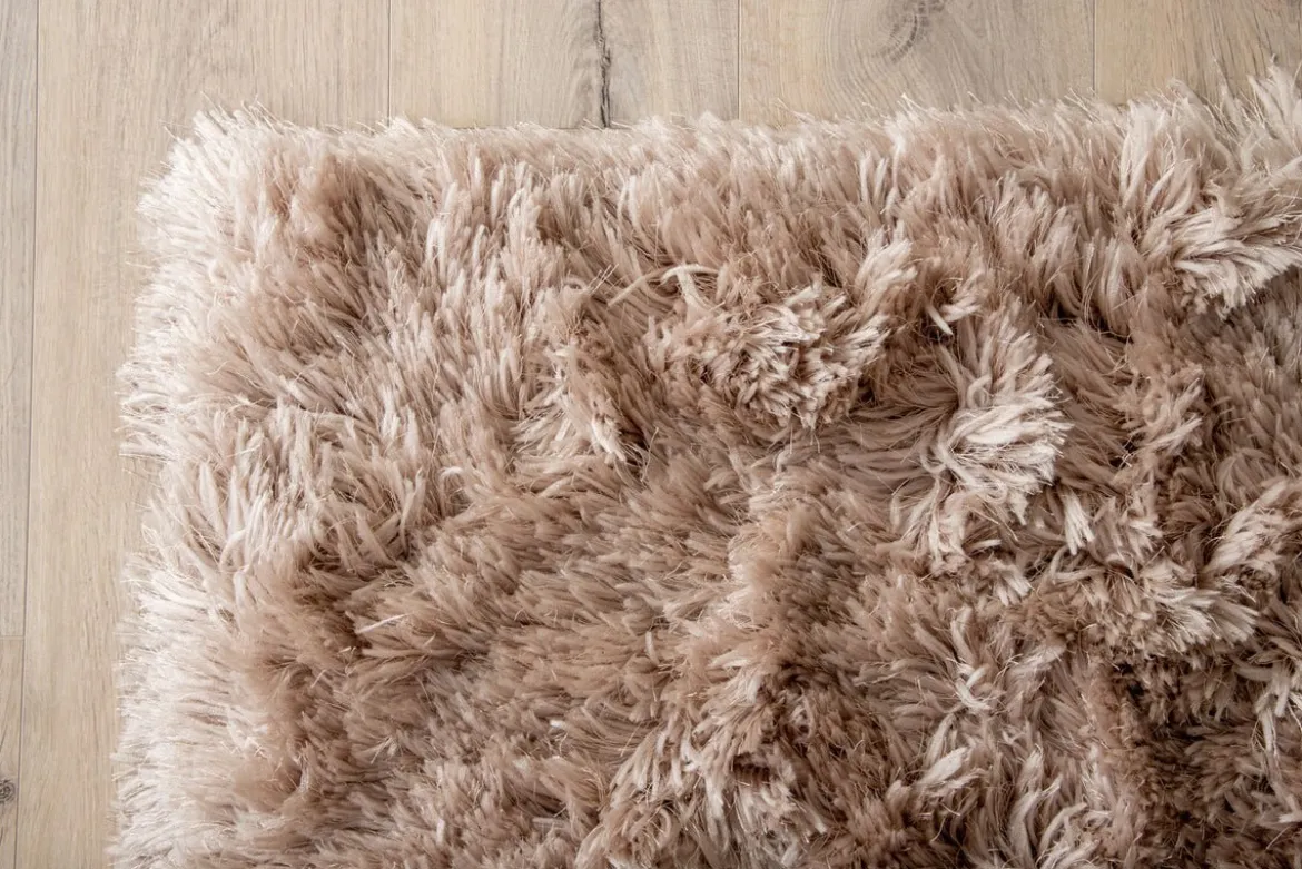 Teppich Auren – mit Glanzoptik aus Polyester