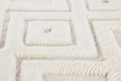 Teppich Lora – mit Fransen aus Wolle