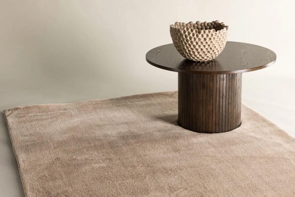 Teppich Selina – mit Glanzoptik aus Polyester & Vliesstoff