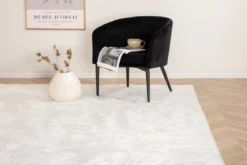 Teppich Selina – mit Glanzoptik aus Polyester & Vliesstoff