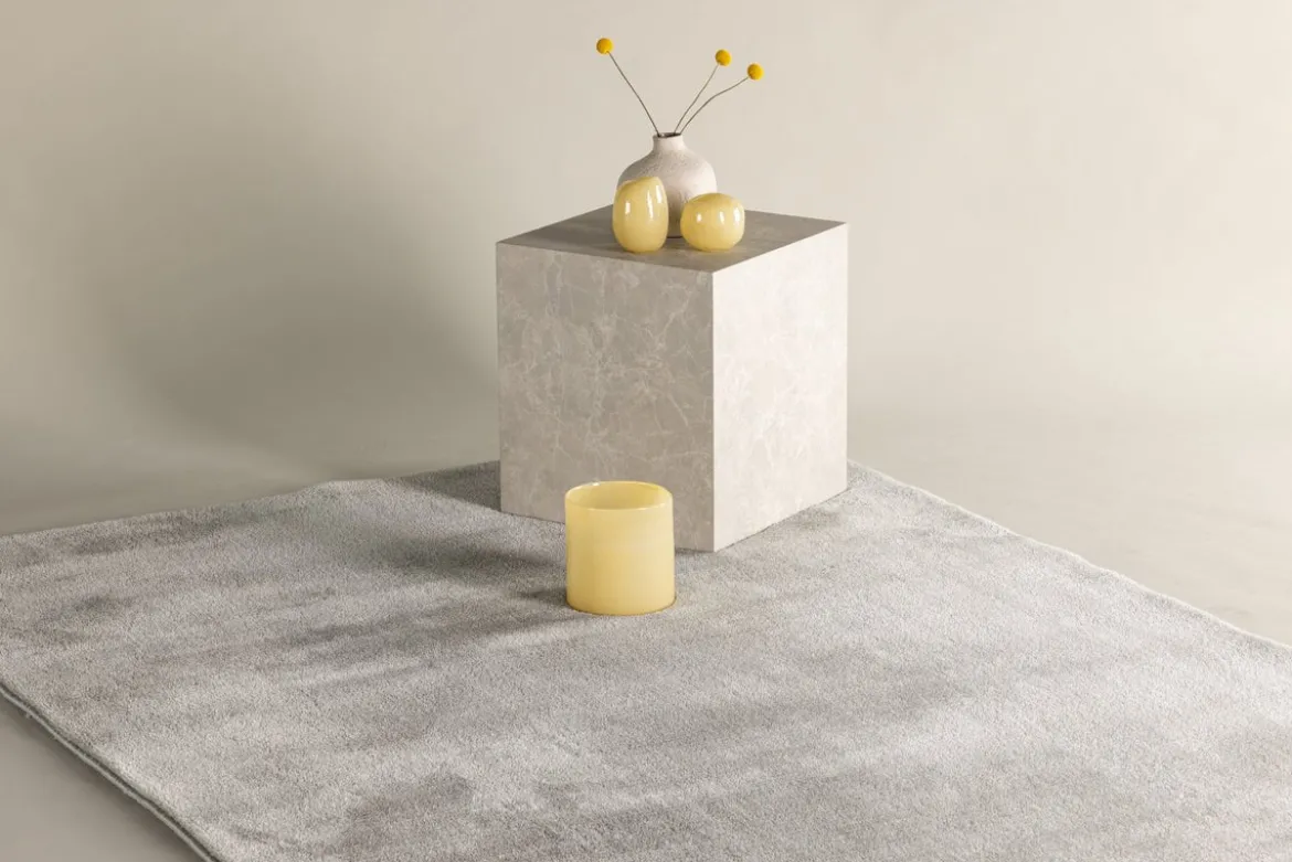 Teppich Selina – mit Glanzoptik aus Polyester & Vliesstoff