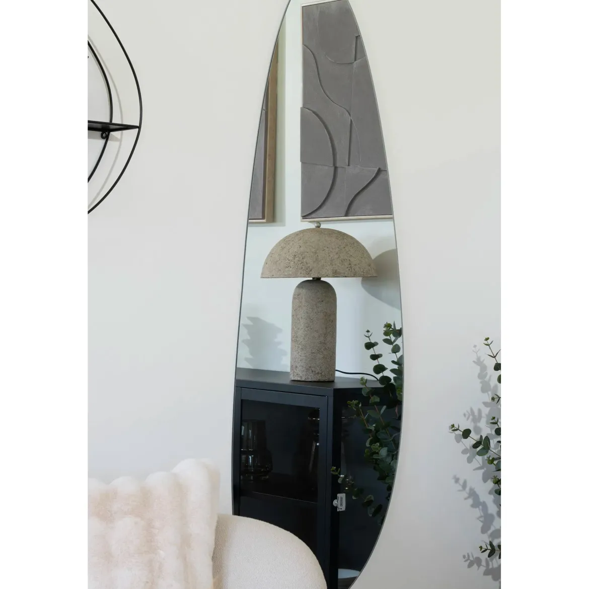 Tischlampe „Astley“ – Skulpturales Design in Stein-Optik