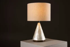 Tischlampe „Pyramidea“ – Elegantes Design aus Capiz & Jute in Hellgrau