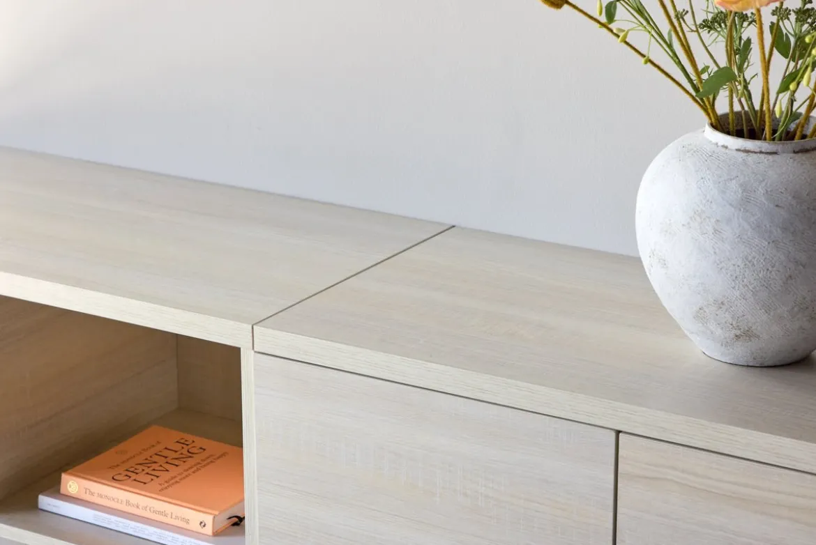 TV-Lowboard Skagen Whitewash – Helles skandinavisches Design