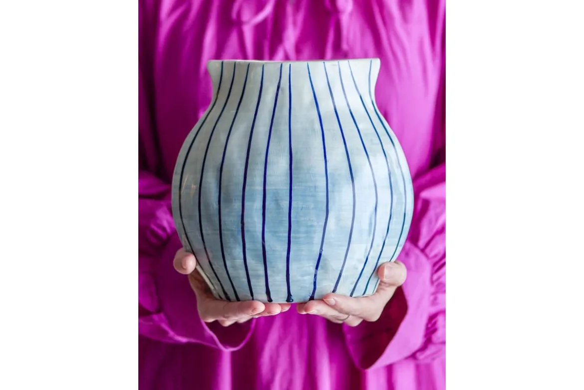 Vase „Bleir“ – handbemaltes Steingut