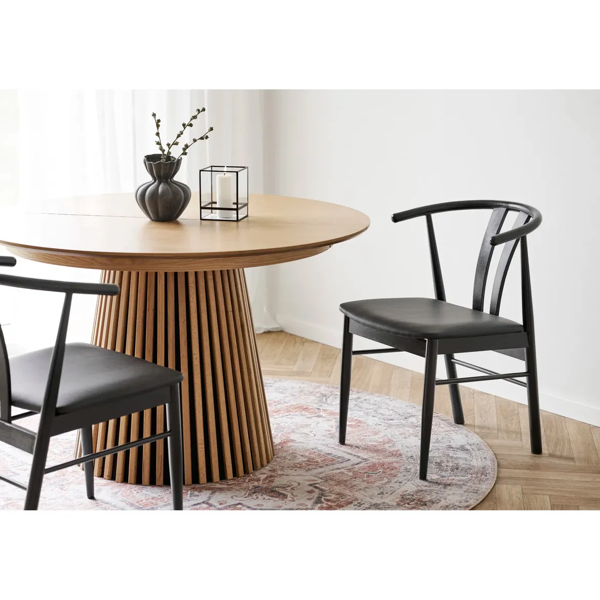 Vase „Lunara“ – Keramik in Schwarz
