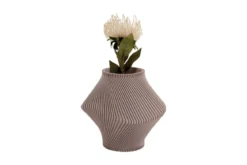 Vase „Mavina“ – Strukturdesign