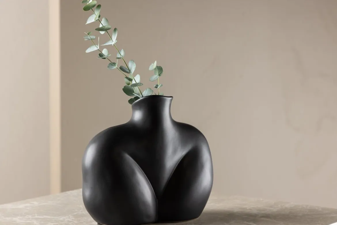 Vase Selara 15 cm – Feminine Eleganz in Schwarz