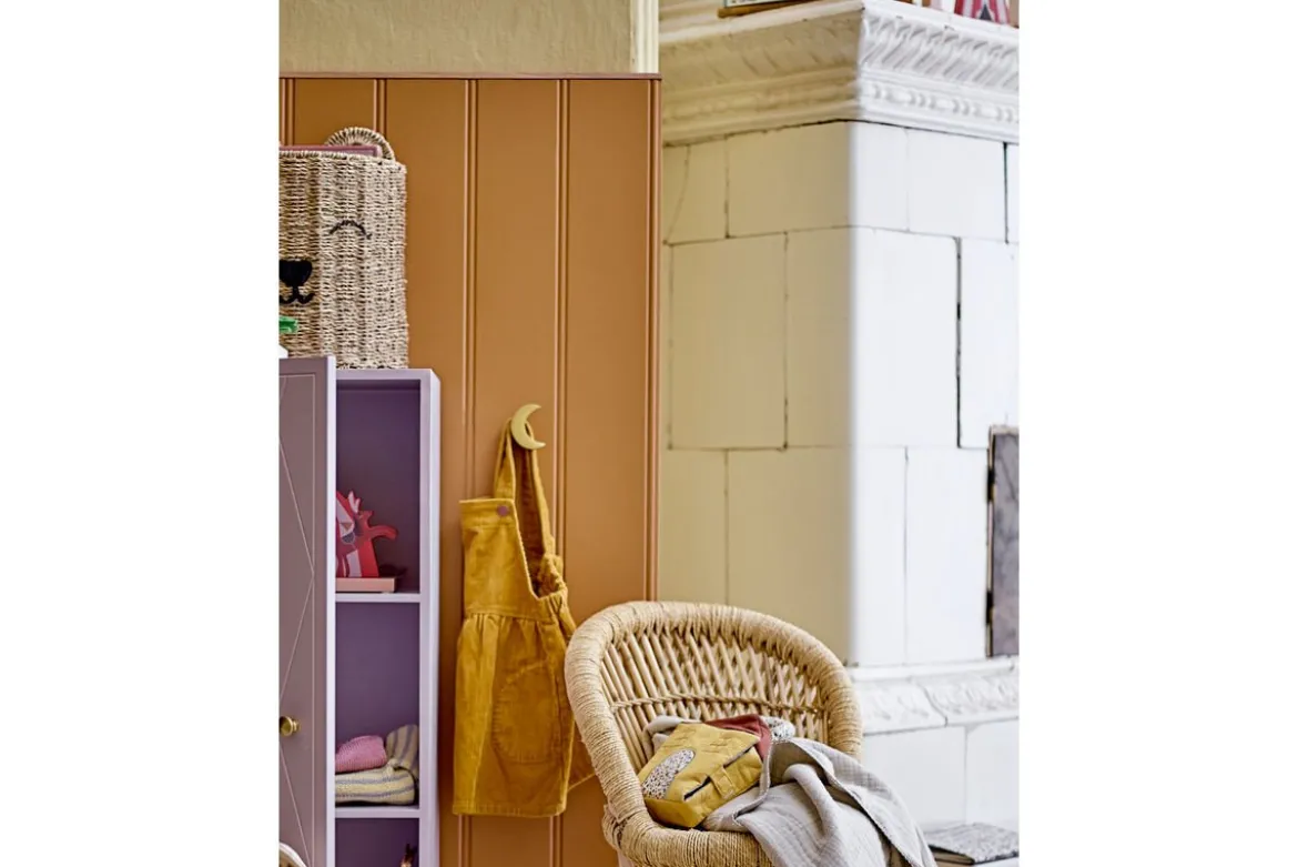 Wandschrank Lana – Violettes Holz-Kabinett mit Messinggriff & Musterfront