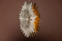 Weihnachtliche Deckenleuchte Lyra - ⌀ 60 cm in 5 Farben