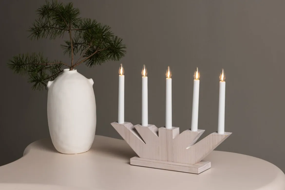 Weihnachtsbeleuchtung Alvra - stimmungsvoller Adventskerzenhalter