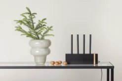 Weihnachtsbeleuchtung Mira - in Schwarz mit 4 Kerzen