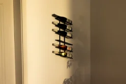 Weinregal Vinia – Wandregal aus Metall für stilvolle Weinlagerung