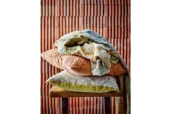 Zierkissen Arezzo – Stickdesign in Braun