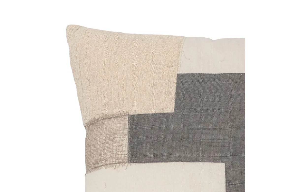 Zierkissen Berge – Patchwork-Design in Naturton