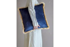 Zierkissen Cara - aus Viskose in der Farbe Blau